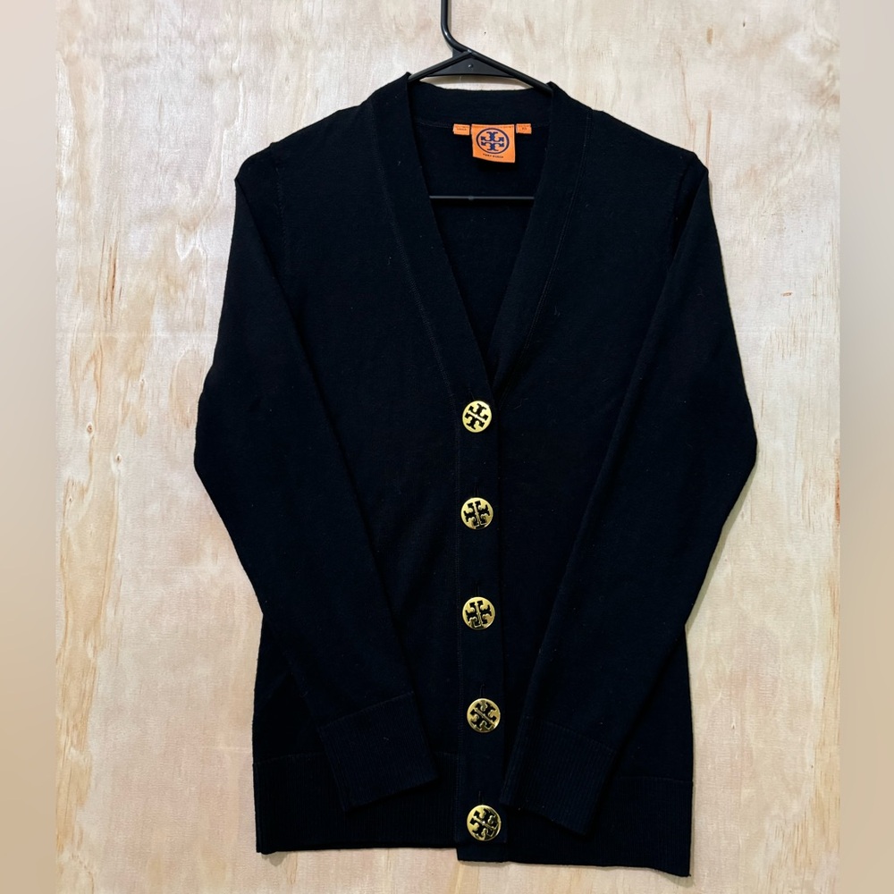 Tori Burch Women's Sweater. 100% Merino Wool.